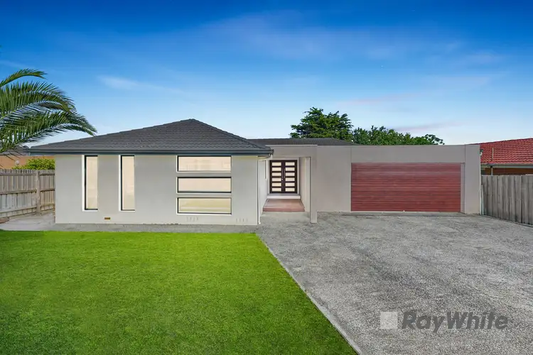 15 John Fawkner Drive, Endeavour Hills VIC 3802