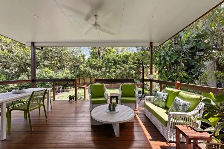 33 Dobell Street, Indooroopilly QLD 4068