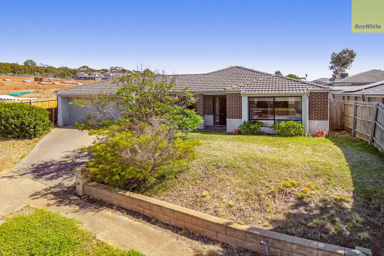 44 Silverdale Drive, Darley VIC 3340