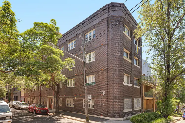 Main view of Homely unit listing, 2/44 Hardie Street, Darlinghurst NSW 2010
