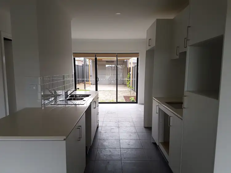 Second view of Homely house listing, 7 Clendon Way, Craigieburn VIC 3064