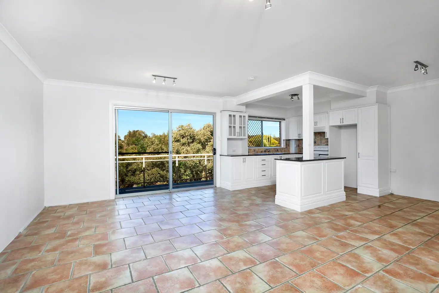 Main view of Homely unit listing, 6/30-32 Pleasant Avenue, North Wollongong NSW 2500