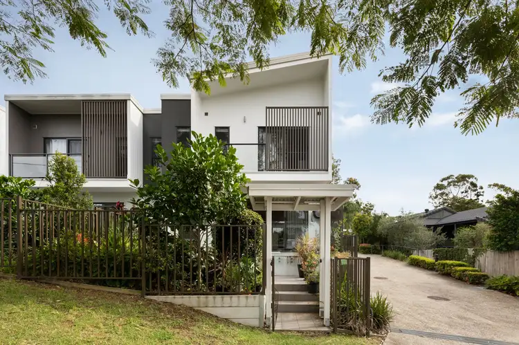 1/50 Merlin Terrace, Kenmore QLD 4069