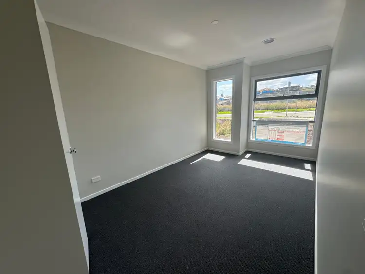 Third view of Homely house listing, 4 Snapdragon Court, Wallan VIC 3756