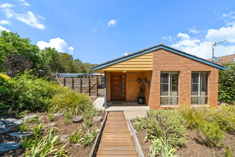 28 Wilhelmi Crescent, Banks ACT 2906