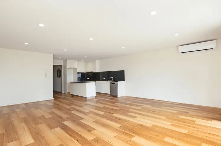 Fifth view of Homely apartment listing, 5/132-134 Merri Street, Warrnambool VIC 3280