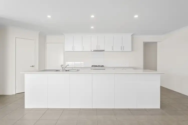 Second view of Homely house listing, 34 Molonglo Crescent, Baldivis WA 6171