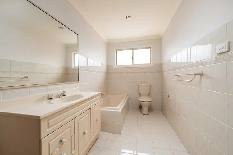 Sixth view of Homely townhouse listing, 2/405-407 Port Hacking Road, Caringbah NSW 2229