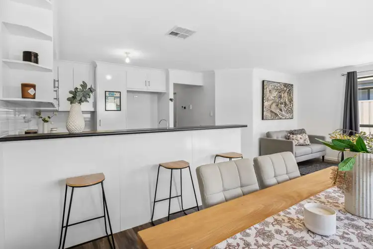 Sixth view of Homely house listing, 8 Maplewood Court, Flagstaff Hill SA 5159