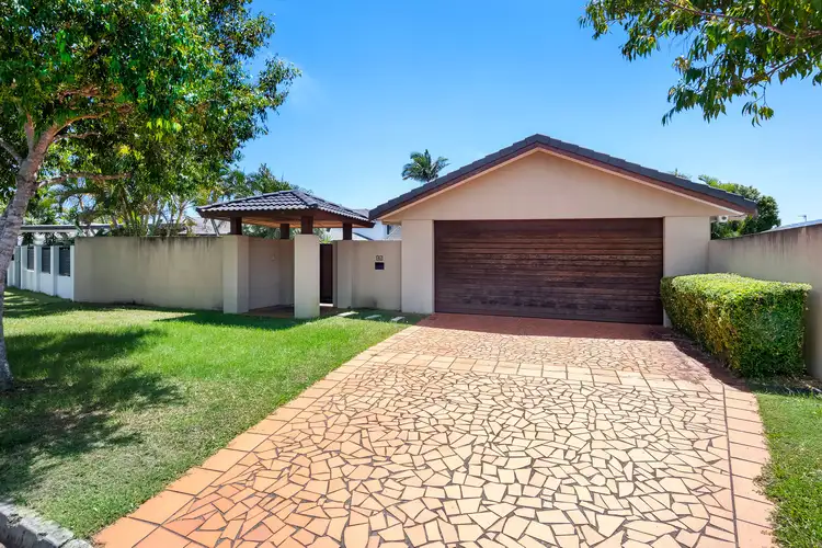 15 Forster Avenue, Sorrento QLD 4217