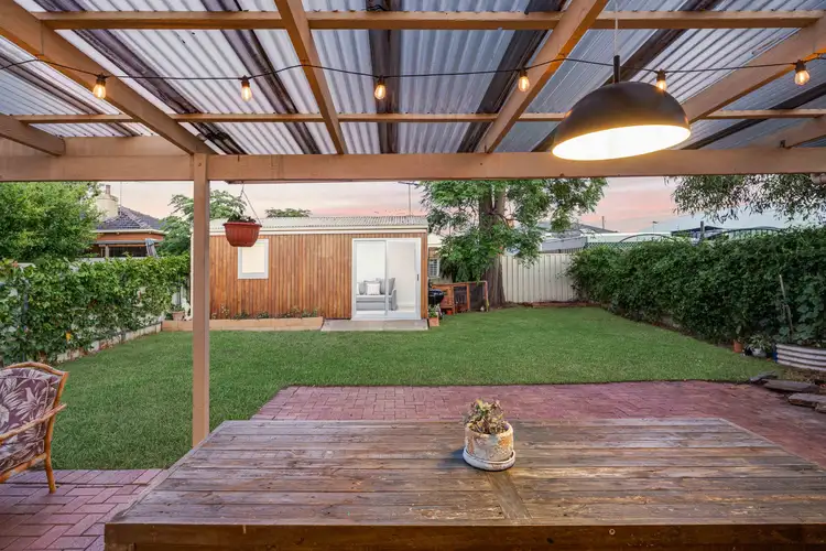 5 Manuel Street, Hendon SA 5014