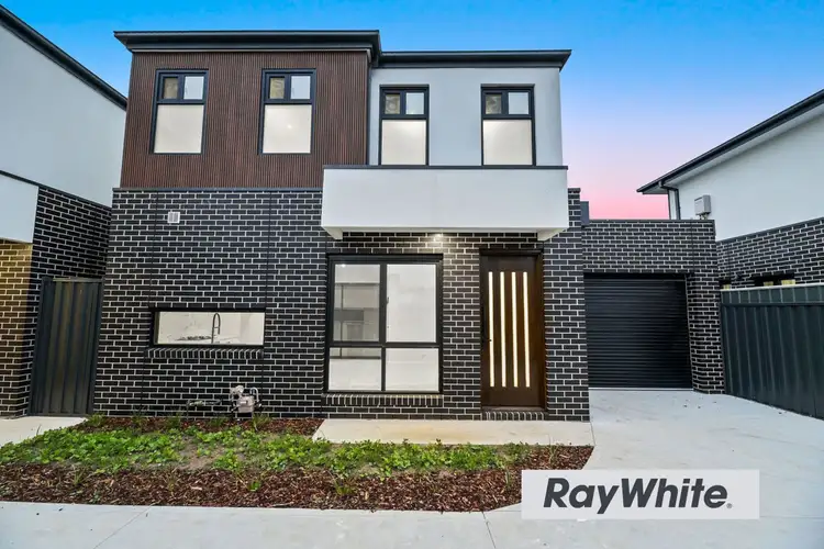2/16 Rose Drive, Doveton VIC 3177