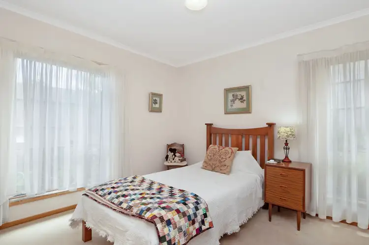 Fifth view of Homely house listing, 2/1 Kingsway Court, Warrnambool VIC 3280