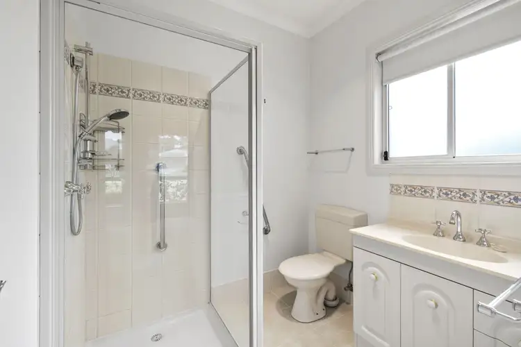 Sixth view of Homely house listing, 4 Scotts Rise, Ararat VIC 3377