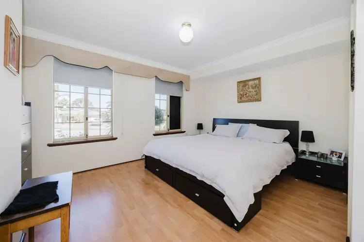 Seventh view of Homely house listing, 10 Farnell Place, Alexander Heights WA 6064