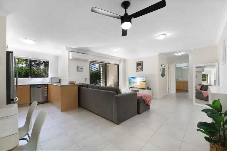Fifth view of Homely unit listing, 2/3 Tate Street, Southport QLD 4215