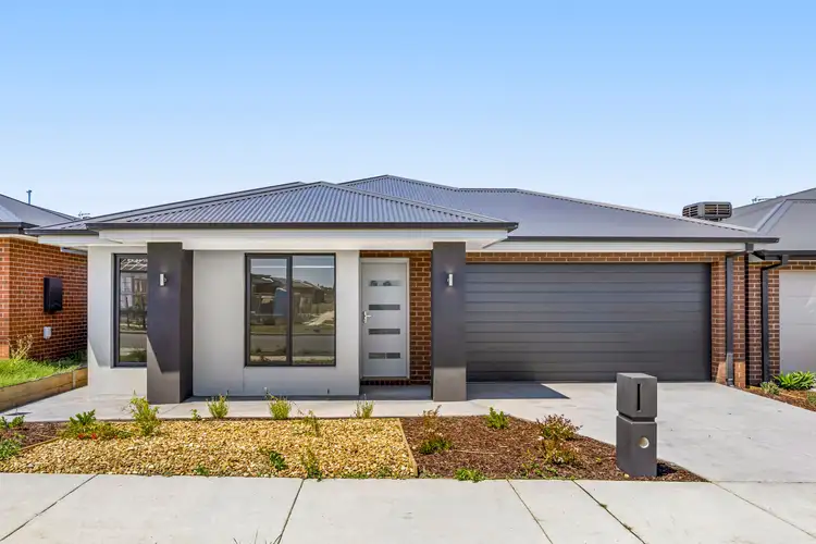 59 Steamboat Avenue, Winter Valley VIC 3358