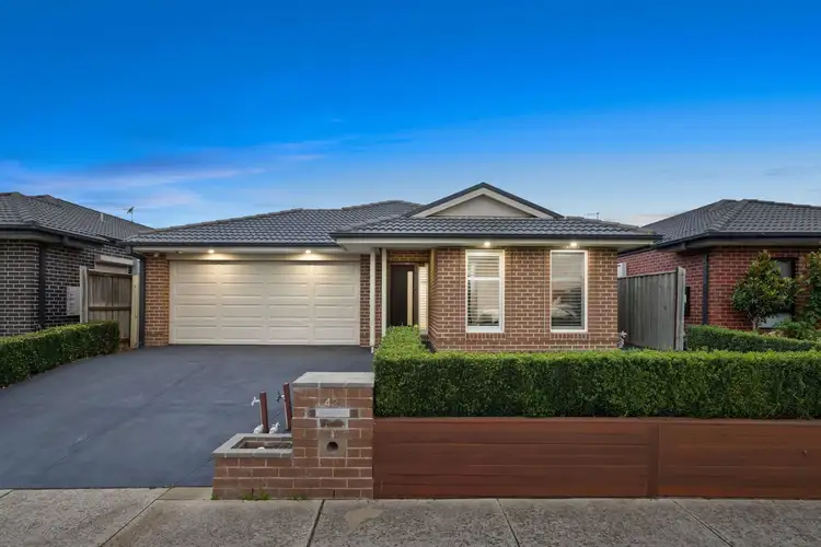 42 Buckland Hill Drive, Wallan VIC 3756