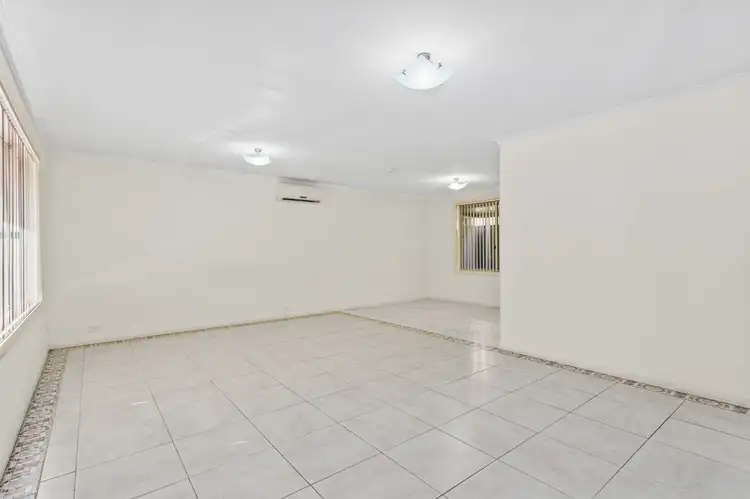 Third view of Homely villa listing, 4/32 Mayfield Circuit, Albion Park NSW 2527