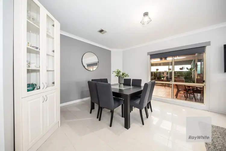 Sixth view of Homely house listing, 2 The Causeway, Taylors Hill VIC 3037