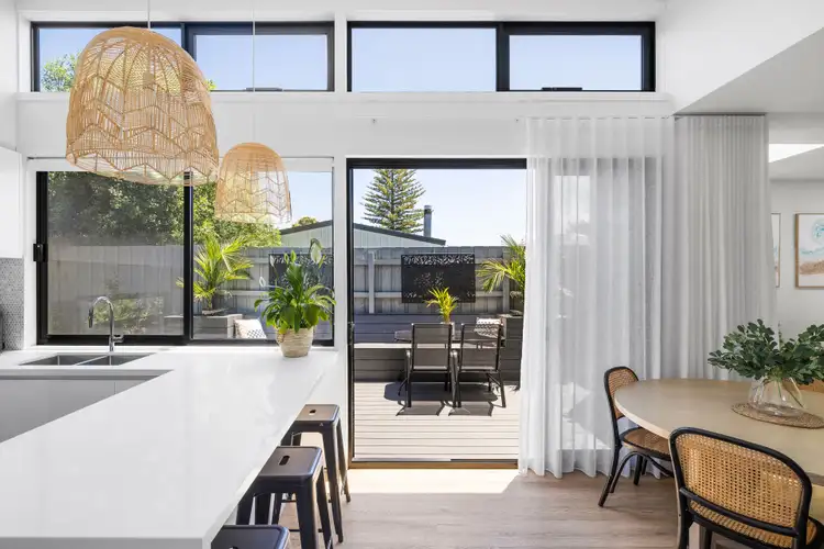 Fifth view of Homely townhouse listing, 2/4 Wykeham Court, Frankston VIC 3199