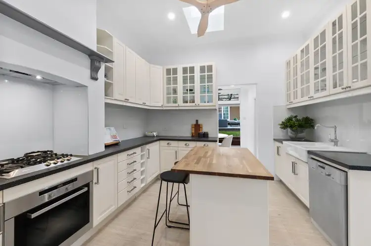 185 Lyons Road, Drummoyne NSW 2047