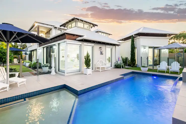 2275 Banksia Lakes Drive, Sanctuary Cove QLD 4212