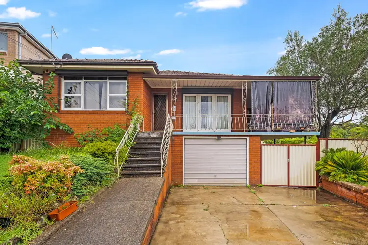 12 Hillview Avenue