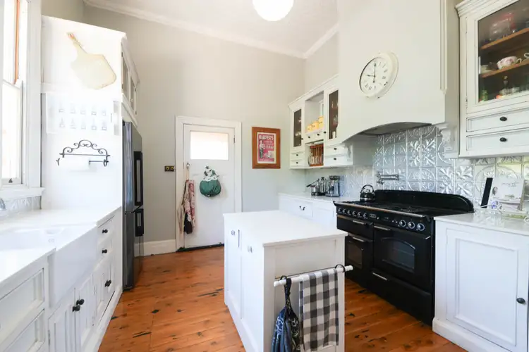 Seventh view of Homely house listing, 2 Gap Street, Parkes NSW 2870