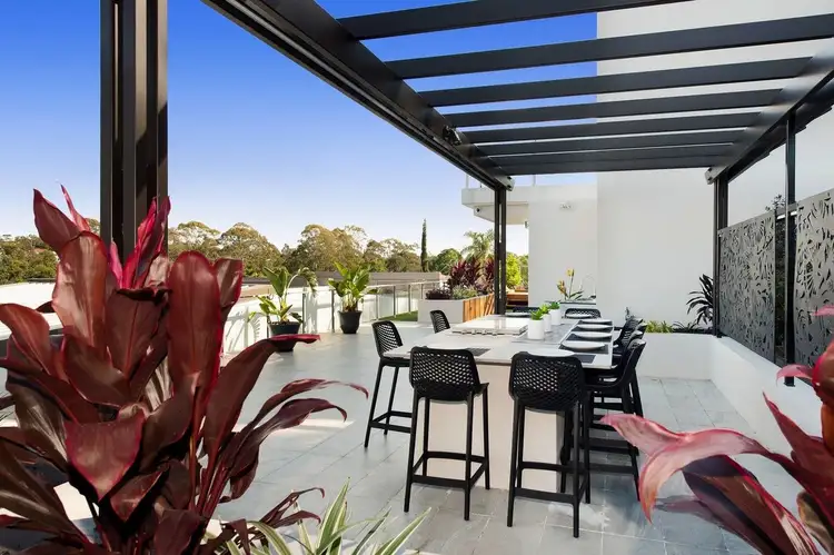Second view of Homely townhouse listing, 3/15 Roseglen Street, Greenslopes QLD 4120