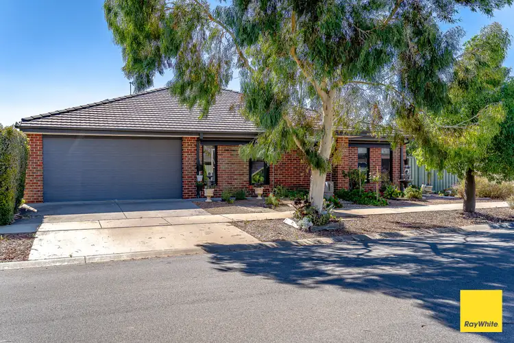 34 Greenfield Drive, Epsom VIC 3551