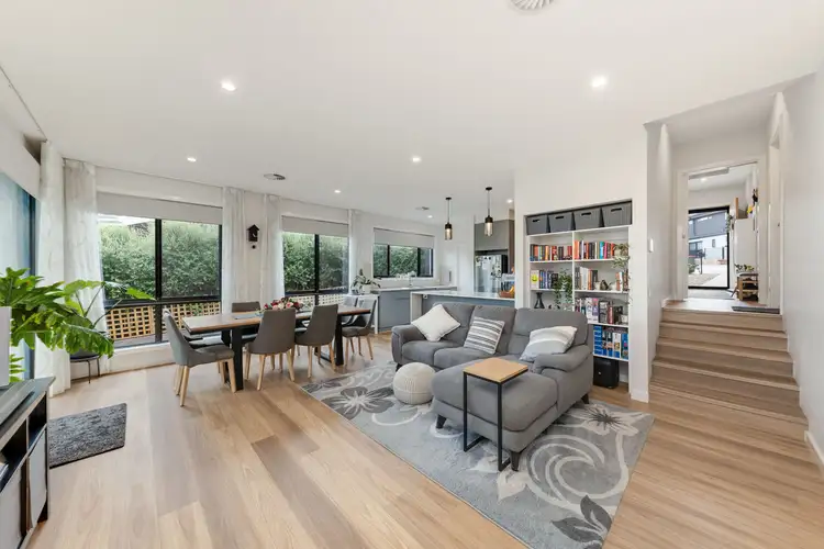 27 Fullston Way, Holt ACT 2615