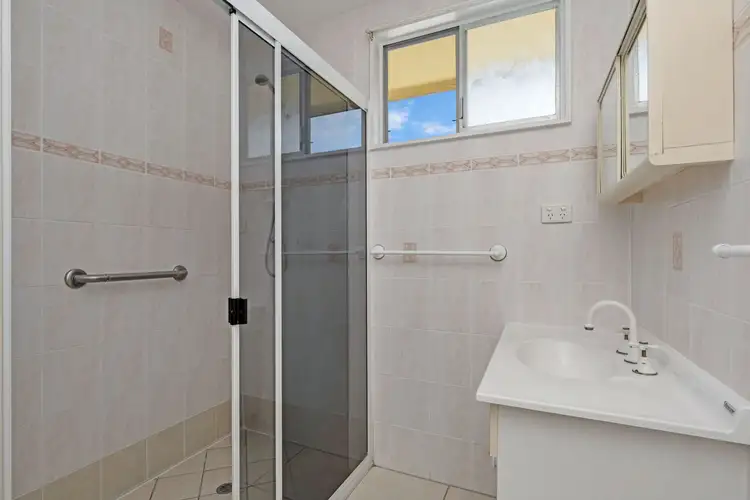 Fifth view of Homely house listing, 4 Torrens Street, Kirwan QLD 4817