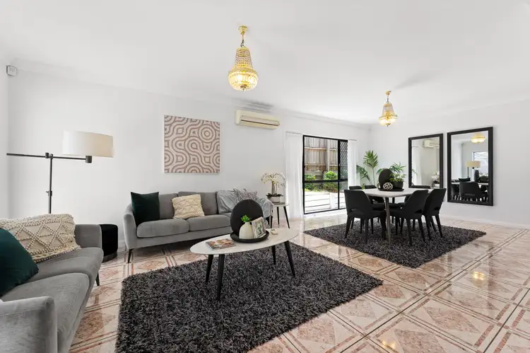 5 Tulipwood Place, Stretton QLD 4116