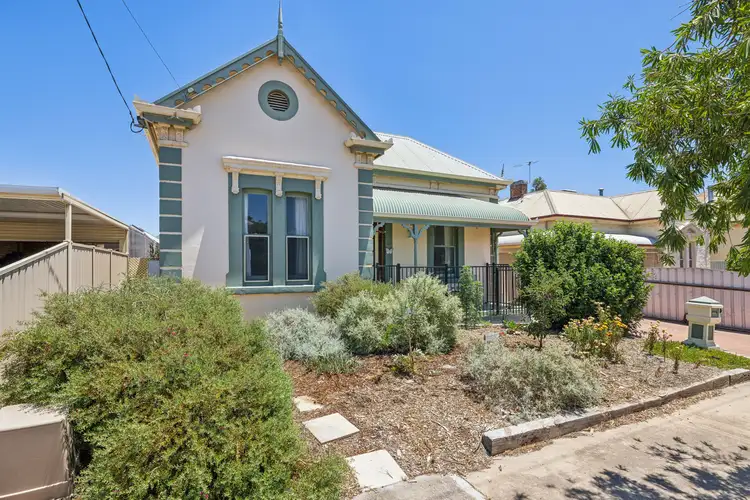11 Craigie Street, Birkenhead SA 5015