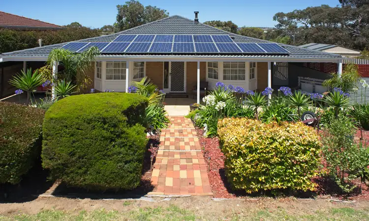 17 Altman Avenue, Victor Harbor SA 5211