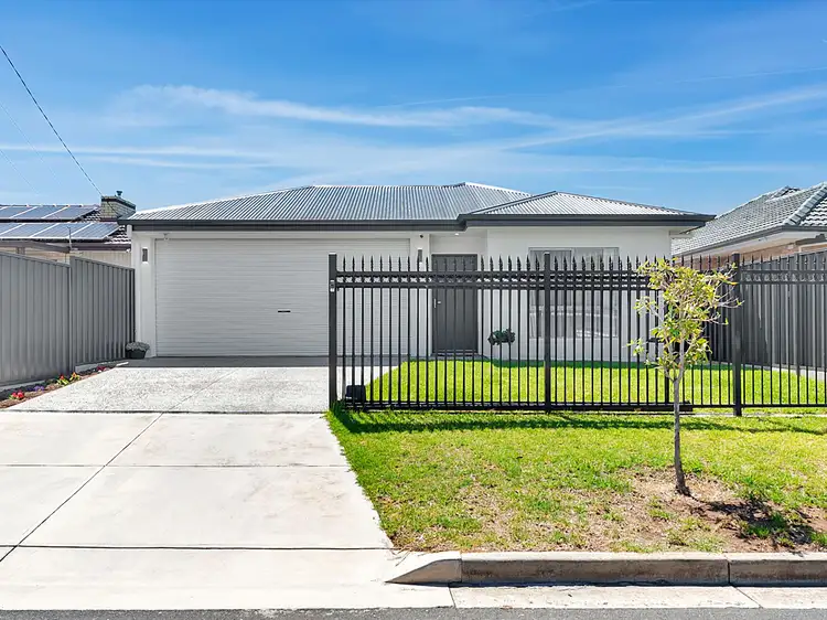 4B O'loughlin Road, Valley View SA 5093
