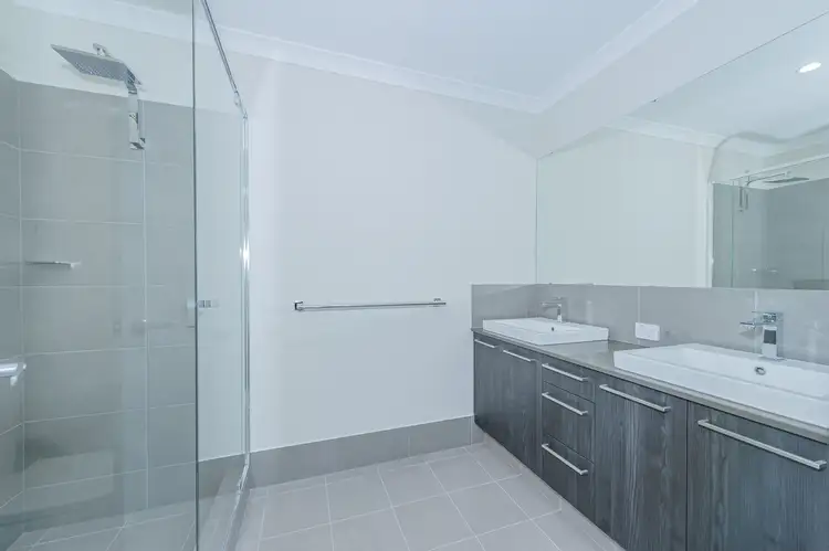 Sixth view of Homely house listing, 5 Wintergreen Way, Bullsbrook WA 6084