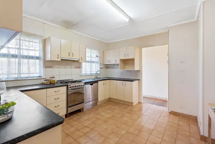 Fifth view of Homely house listing, 779 Cavendish Road, Holland Park QLD 4121