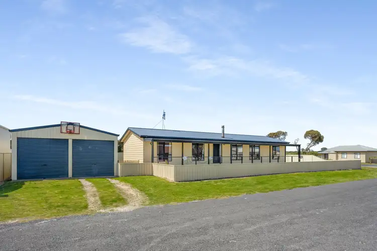 64 Bellevue Drive, Kingston Se SA 5275