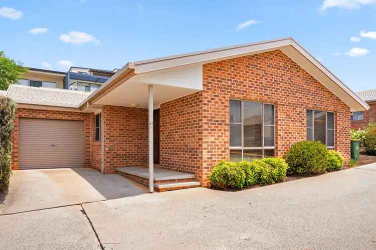 17/37 Derrima Road, Queanbeyan NSW 2620