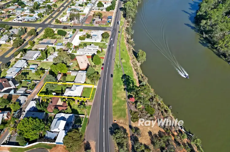 90 Adelaide Street, Gol Gol NSW 2738