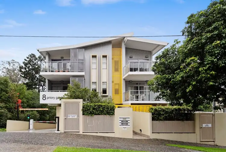 4/8 Priory Street, Indooroopilly QLD 4068
