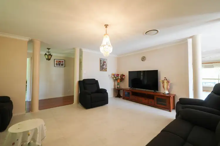 Sixth view of Homely house listing, 10 Angeleish Avenue, Parkes NSW 2870