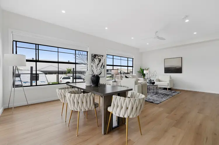 Fifth view of Homely house listing, 10 Reservoir Circuit, North Richmond NSW 2754