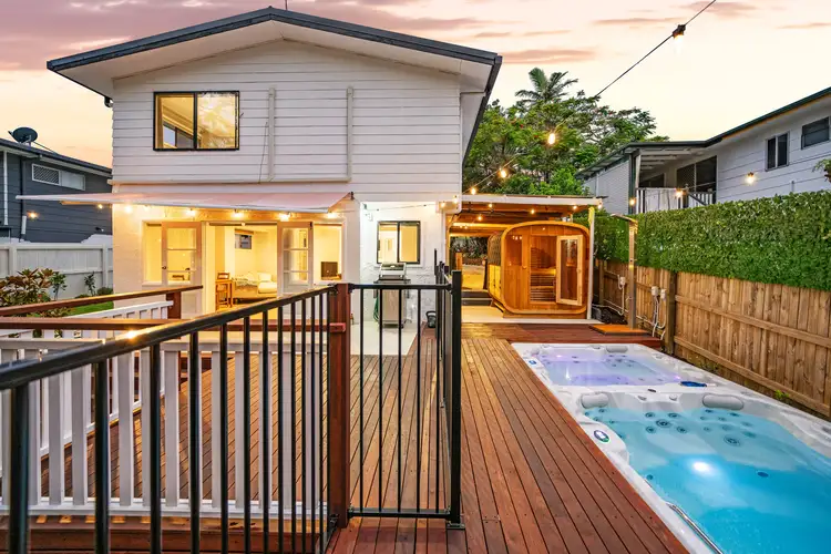 13 Warana Avenue, Southport QLD 4215