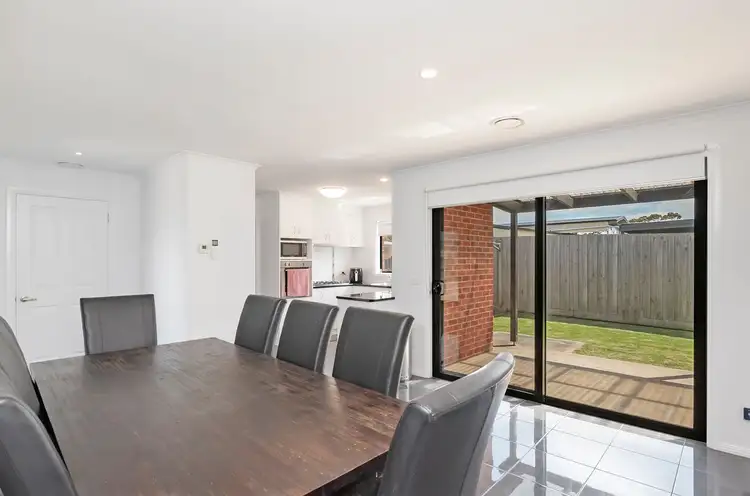 Fourth view of Homely house listing, 2/11 Martin Place, Warrnambool VIC 3280