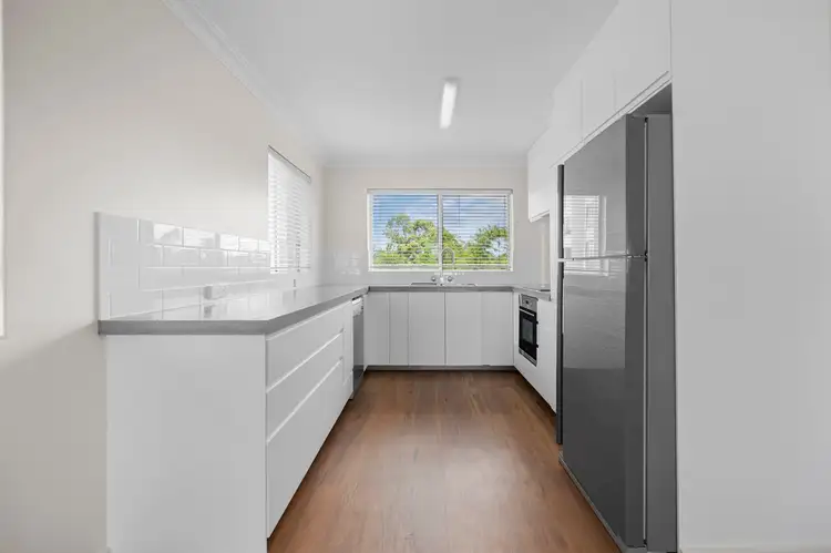 8 Regina Street