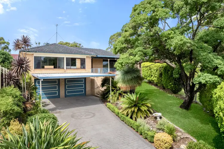 10 Honeyeater Place, Ingleburn NSW 2565