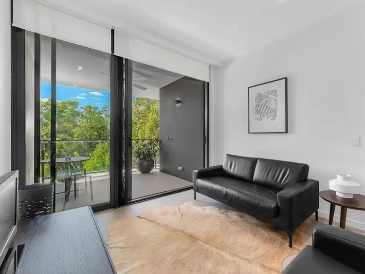 4210/18 Parkside Circuit, Hamilton QLD 4007